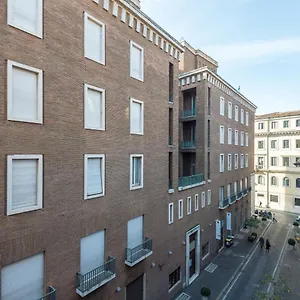 Apartamento Ara Pacis Luxury By Caprirooms, Roma