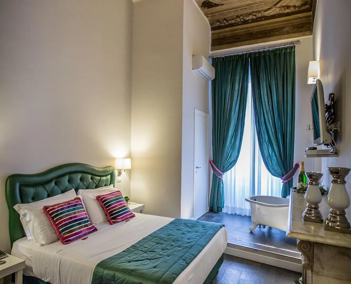 Chic & Town Luxury Rooms Rome Bed & Breakfast