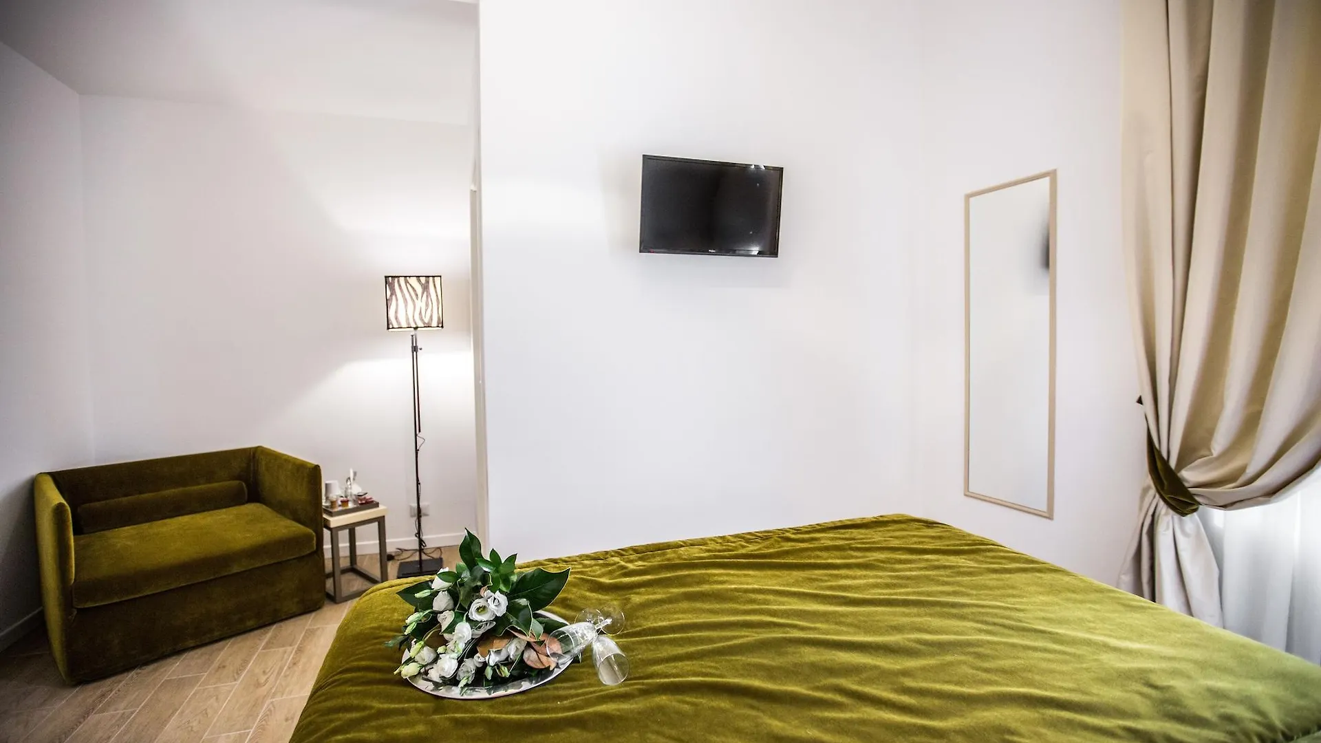 ** Bed & Breakfast Chic & Town Luxury Rooms Rom Italien