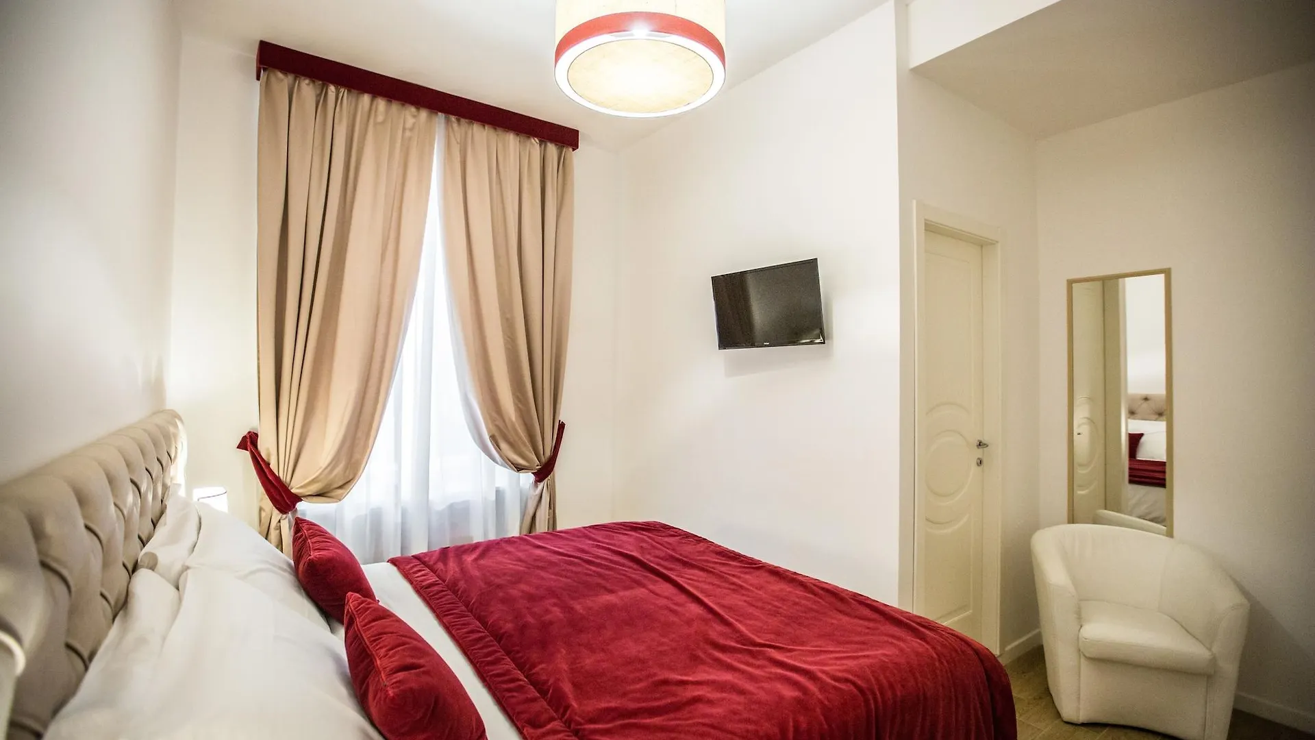 ** Bed & Breakfast Chic & Town Luxury Rooms Rom Italien