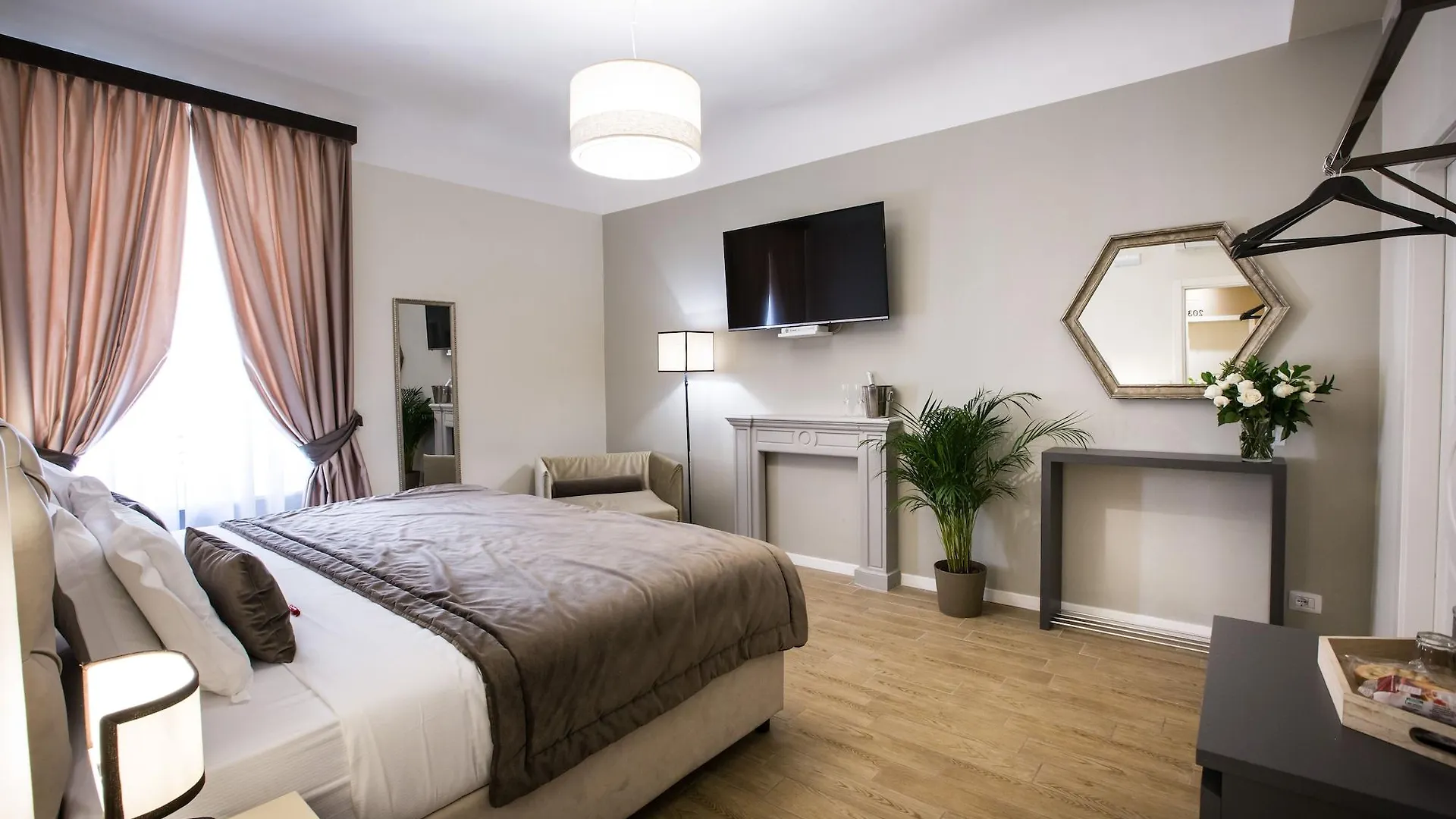Chic & Town Luxury Rooms Rom